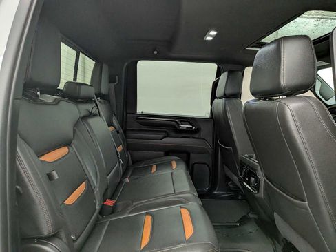 Used 2025 GMC Sierra 3500 AT4 w/ AT4 Premium Plus Package image 23