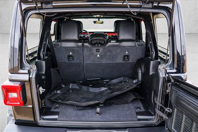 Used 2021 Jeep Wrangler Unlimited Rubicon AWD/4WD image 23