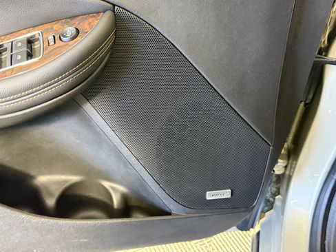 Used 2015 Chevrolet Impala LTZ image 16