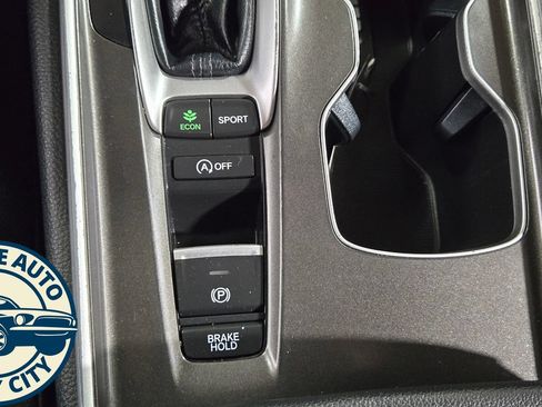 Used 2021 Honda Accord Sport image 18