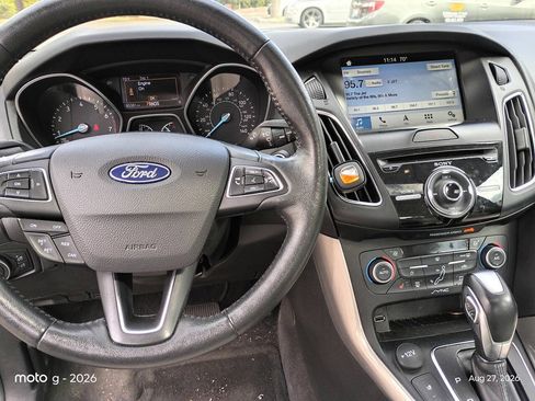 Used 2018 Ford Focus Titanium FWD image 14