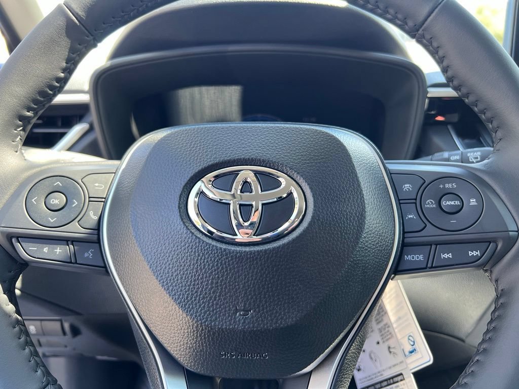 New 2026 Toyota Corolla Cross LE AWD/4WD image 25