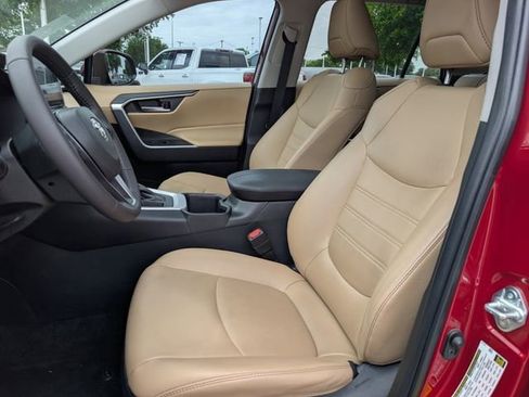 Used 2025 Toyota RAV4 XLE Premium FWD image 26