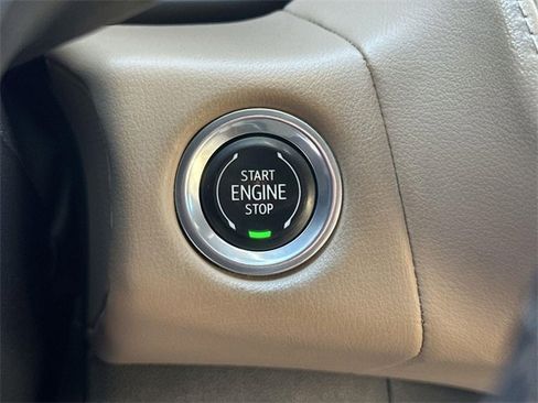 Used 2023 Chevrolet Tahoe Premier w/ Premium Package image 16