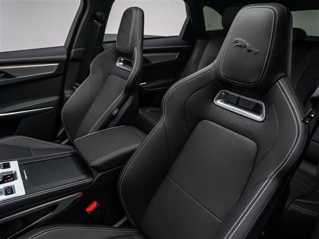 New 2026 Jaguar F-PACE R-Dynamic S AWD/4WD image 15
