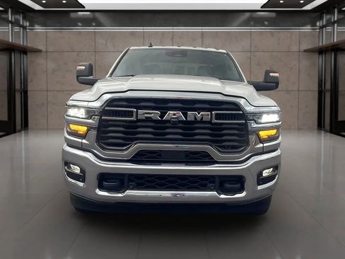 Used 2025 RAM 3500 Big Horn AWD/4WD image 11
