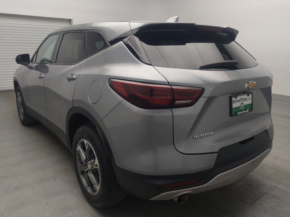 Used 2025 Chevrolet Blazer LT FWD image 5
