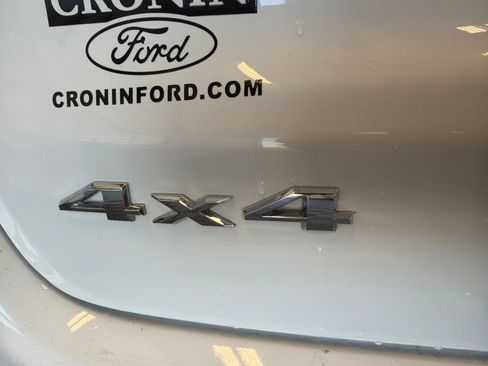 Used 2024 Jeep Compass Latitude AWD/4WD image 8