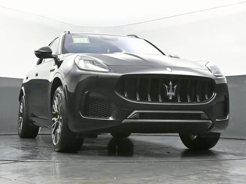 Used 2023 Maserati Grecale Modena image 55