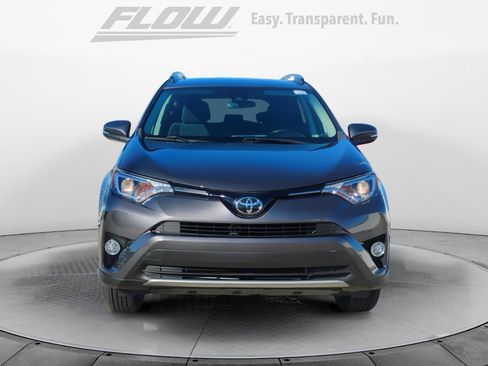 Used 2018 Toyota RAV4 XLE image 3