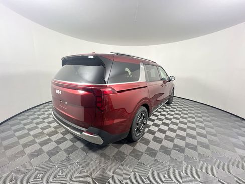 Certified 2026 Kia Carnival SX FWD image 3