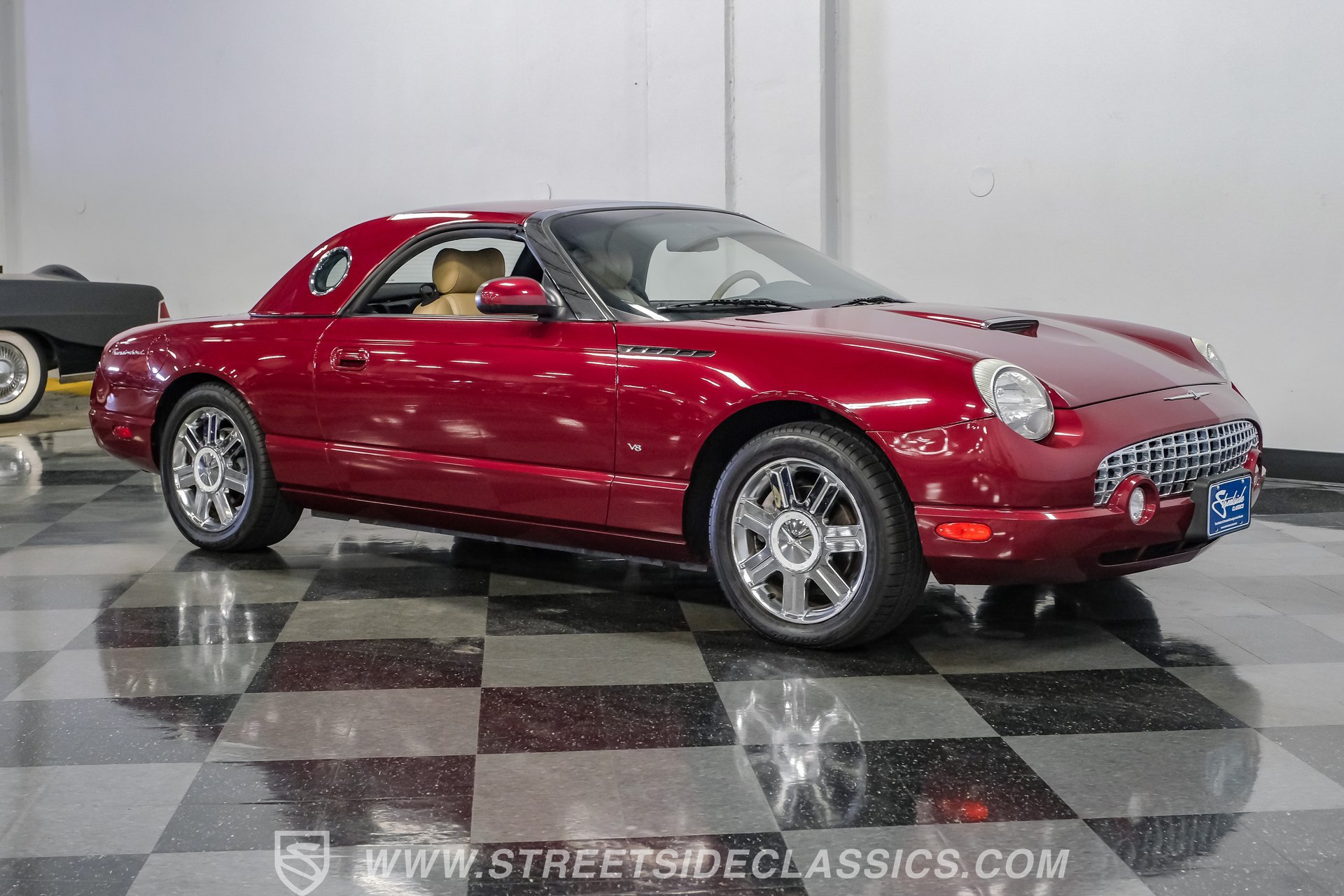 Used 2004 Ford Thunderbird RWD image 14