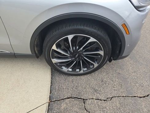 Used 2023 Lincoln Aviator Reserve w/ Equipment Group 201A image 22