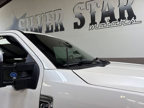 Used 2019 Ford F250 Lariat w/ Lariat Ultimate Package AWD/4WD image 48