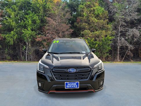 Used 2024 Subaru Forester Sport image 2