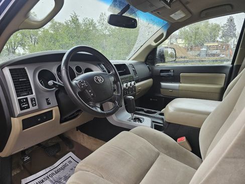 Used 2008 Toyota Sequoia SR5 AWD/4WD image 10