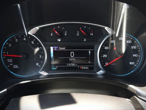 Used 2018 Chevrolet Equinox LT w/ Sun & Infotainment Package image 24