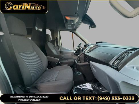 Used 2017 Ford Transit 150 XLT image 9