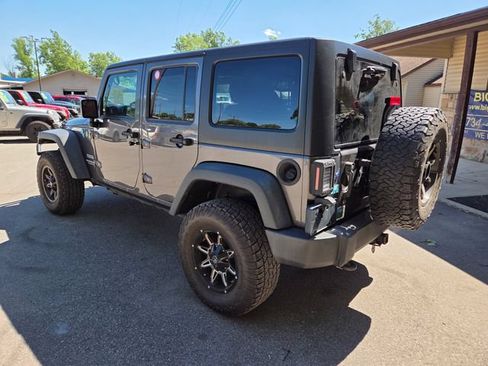 Used 2016 Jeep Wrangler Unlimited Sport w/ Quick Order Package 24S AWD/4WD image 4