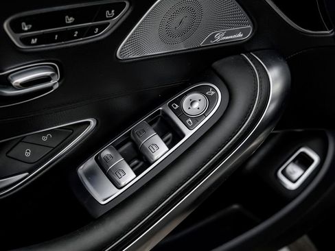 Used 2019 Mercedes-Benz S 560 4MATIC Coupe image 35