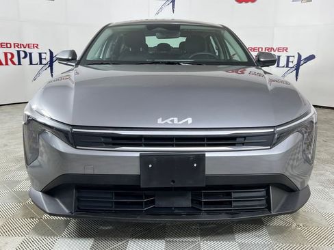 Used 2025 Kia K4 FWD image 2