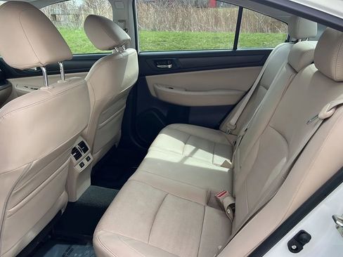 Used 2017 Subaru Legacy 2.5i Limited AWD/4WD image 14