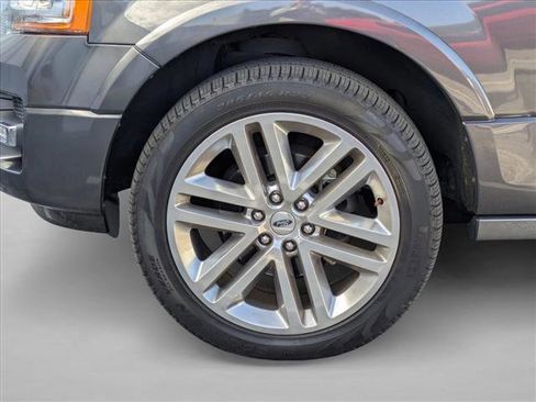 Used 2017 Ford Expedition EL Platinum image 9