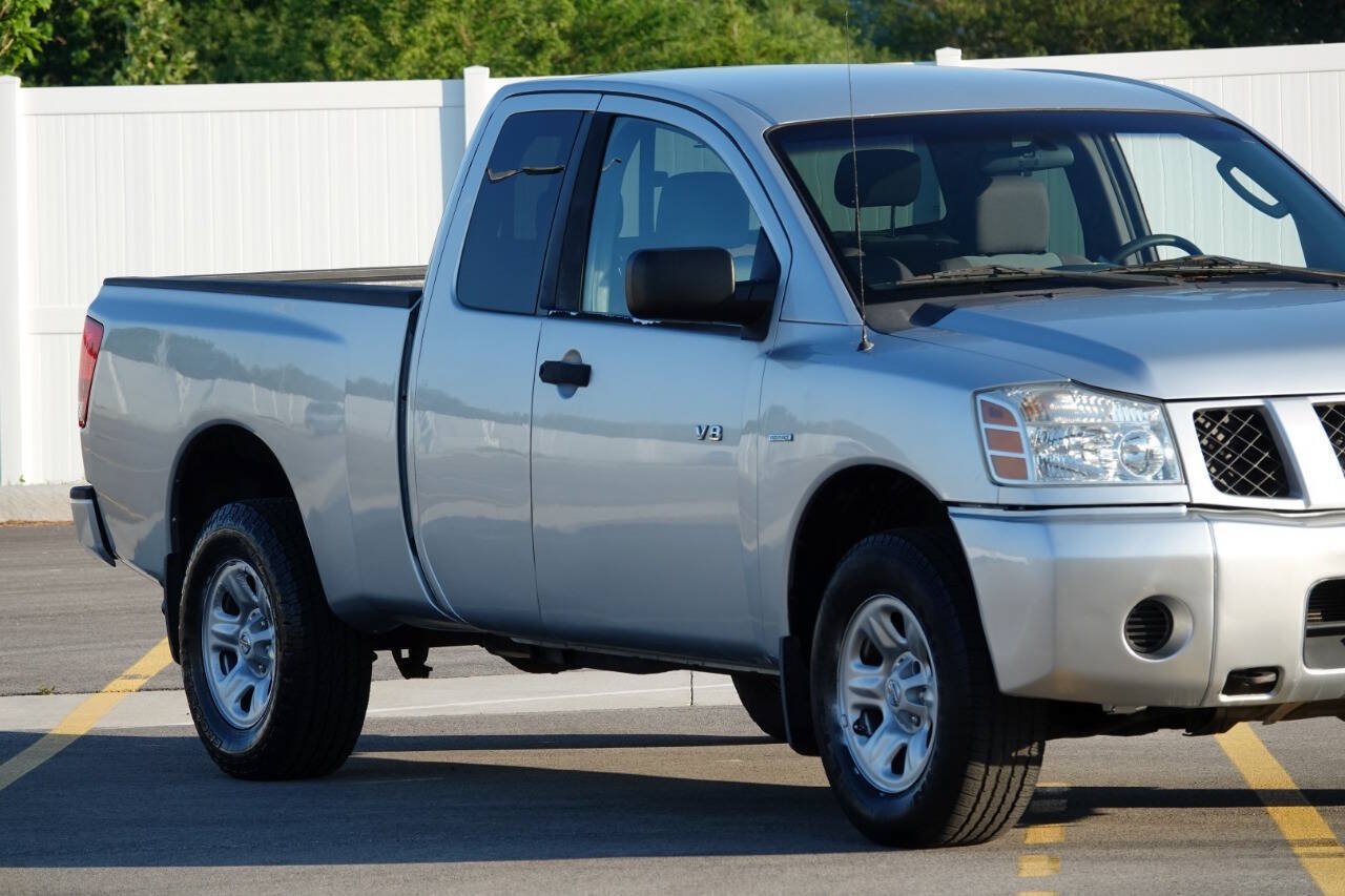 Used 2004 Nissan Titan XE w/ (PRF) Preferred Pkg AWD/4WD image 34