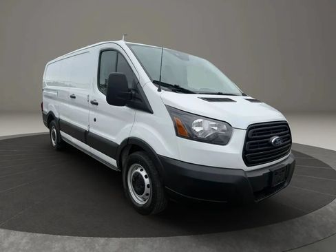 Used 2019 Ford Transit 150 130 Low Roof RWD image 3