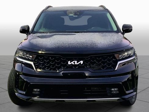 Used 2023 Kia Sorento EX w/ Panoramic Sunroof Package image 3