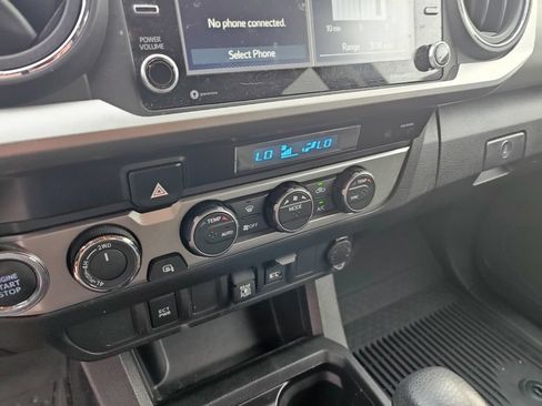 Used 2023 Toyota Tacoma SR5 AWD/4WD image 11