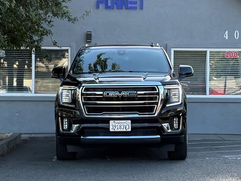 Used 2021 GMC Yukon XL SLT w/ SLT Luxury Plus Package AWD/4WD image 2