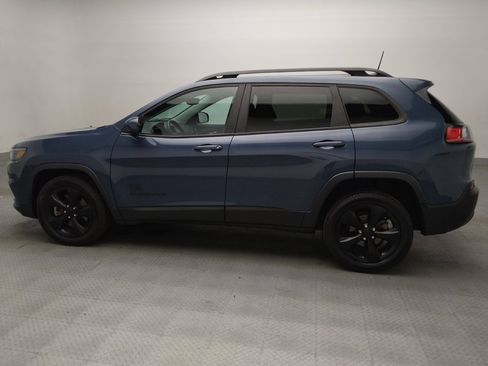 Used 2021 Jeep Cherokee Latitude FWD image 3