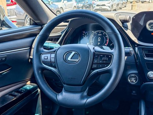 Used 2023 Lexus ES 350 w/ Premium Package FWD image 14