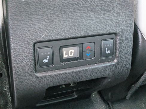 Used 2023 Mitsubishi Outlander SEL FWD image 14