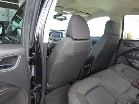 Used 2022 Chevrolet Colorado LT w/ LT Convenience Package image 17