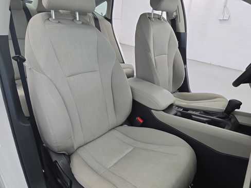 Used 2023 Honda Accord EX image 10