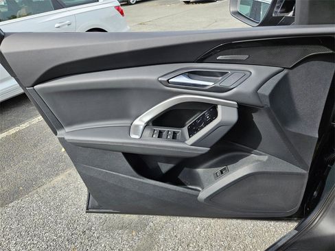 New 2025 Audi Q5 Premium Plus image 7