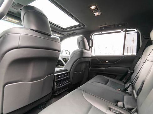 Used 2024 Lexus LX 600 4WD w/ Appearance Package image 17