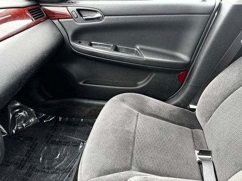 Used 2006 Chevrolet Impala LT image 18