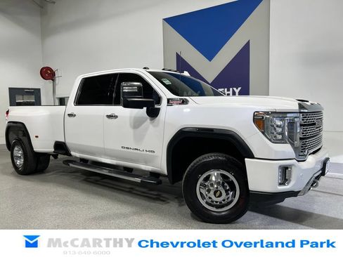 Used 2020 GMC Sierra 3500 Denali w/ Denali Ultimate Package AWD/4WD image 1
