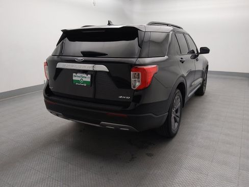 Used 2023 Ford Explorer XLT w/ Equipment Group 202A AWD/4WD image 7