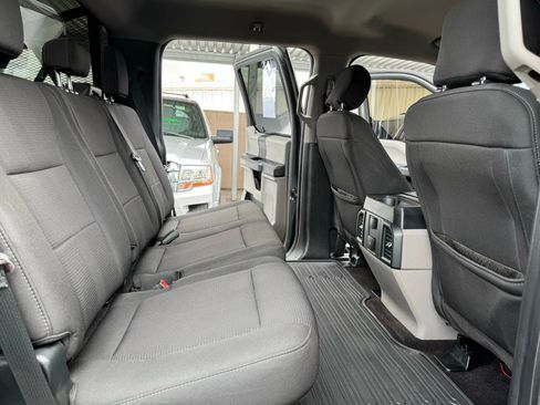 Used 2018 Ford F150 XL w/ Equipment Group 101A Mid image 15