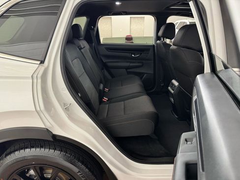 Used 2025 Honda CR-V Sport image 27