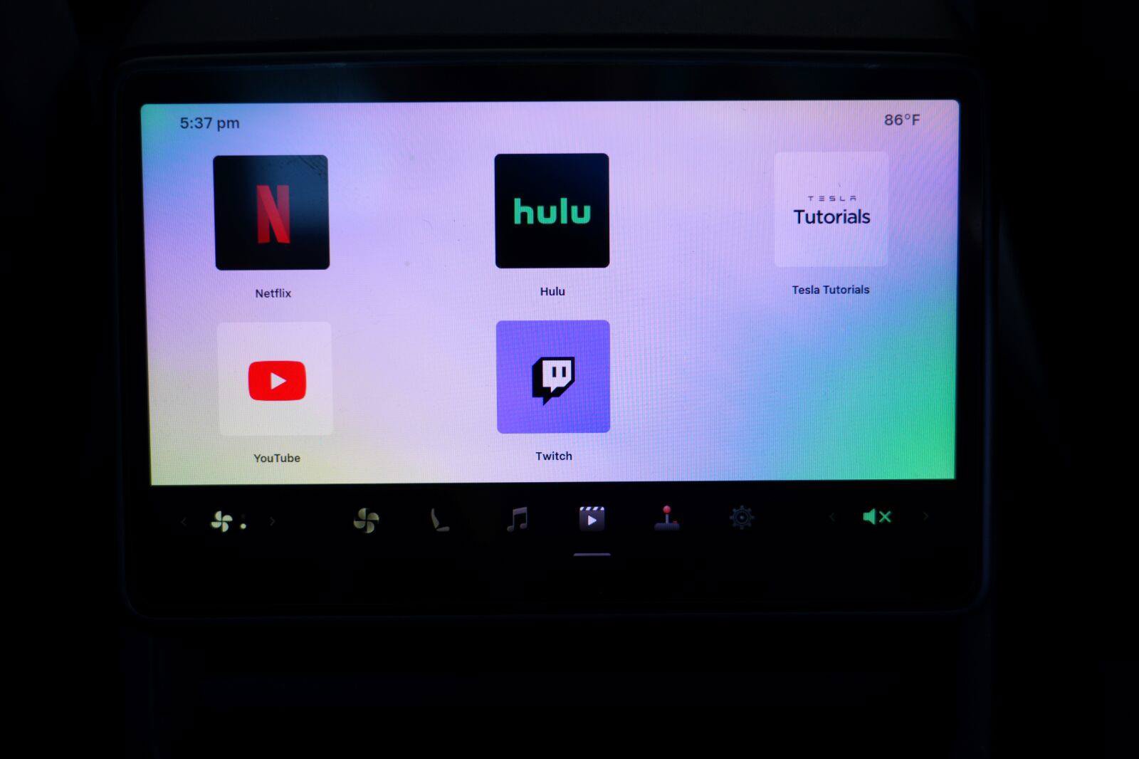 Used 2024 Tesla Model 3 Long Range RWD image 40
