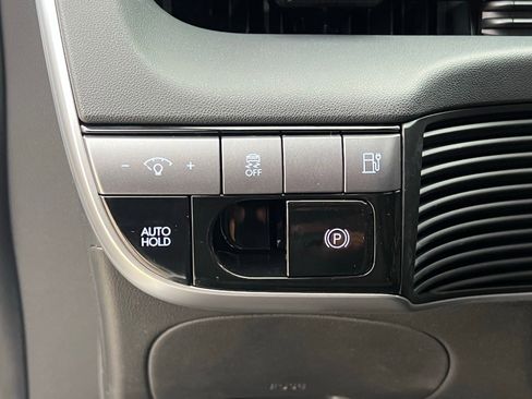 New 2026 Hyundai Ioniq 5 SE image 24