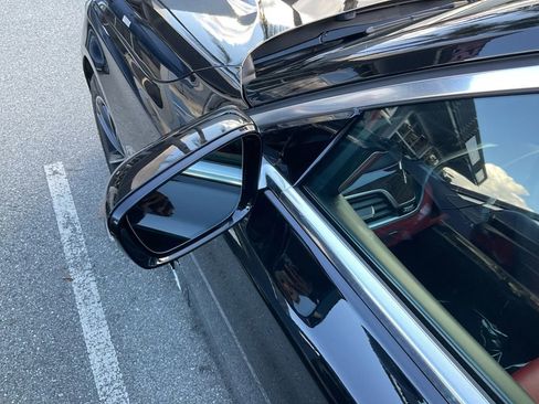 Used 2022 BMW 750i xDrive w/ Executive Package image 35