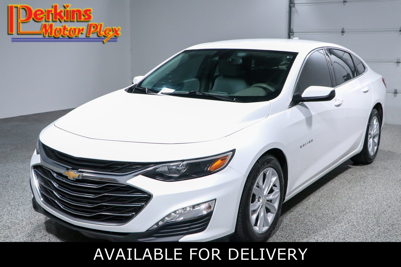 Used 2022 Chevrolet Malibu LT FWD image 1
