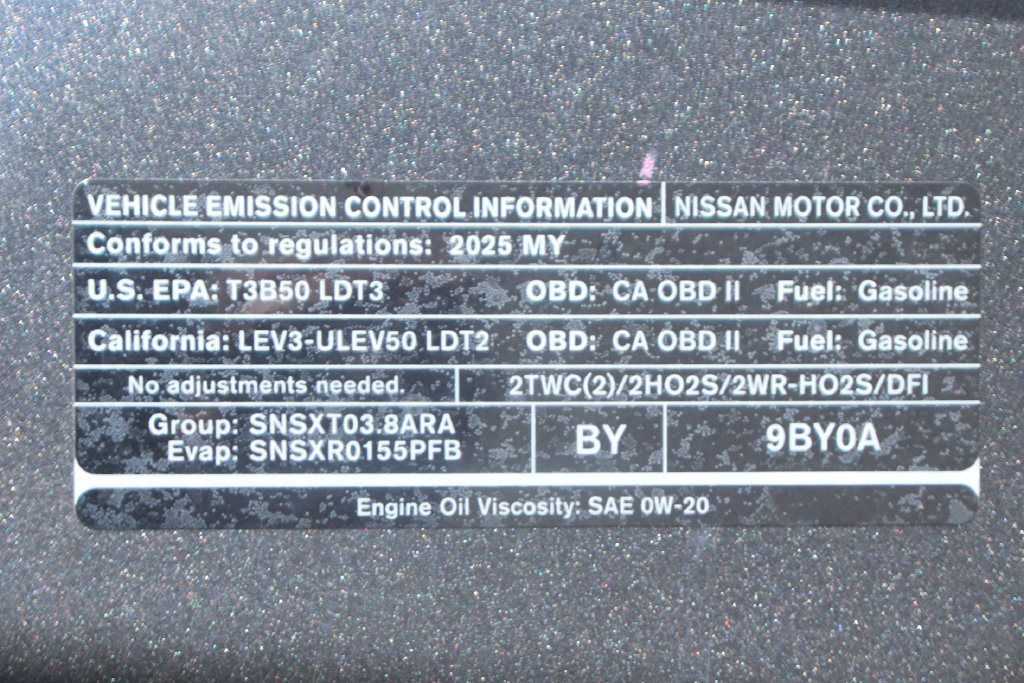 Used 2025 Nissan Frontier SV AWD/4WD image 13