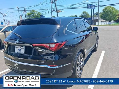 Used 2024 Acura MDX SH-AWD w/ Technology Package image 10